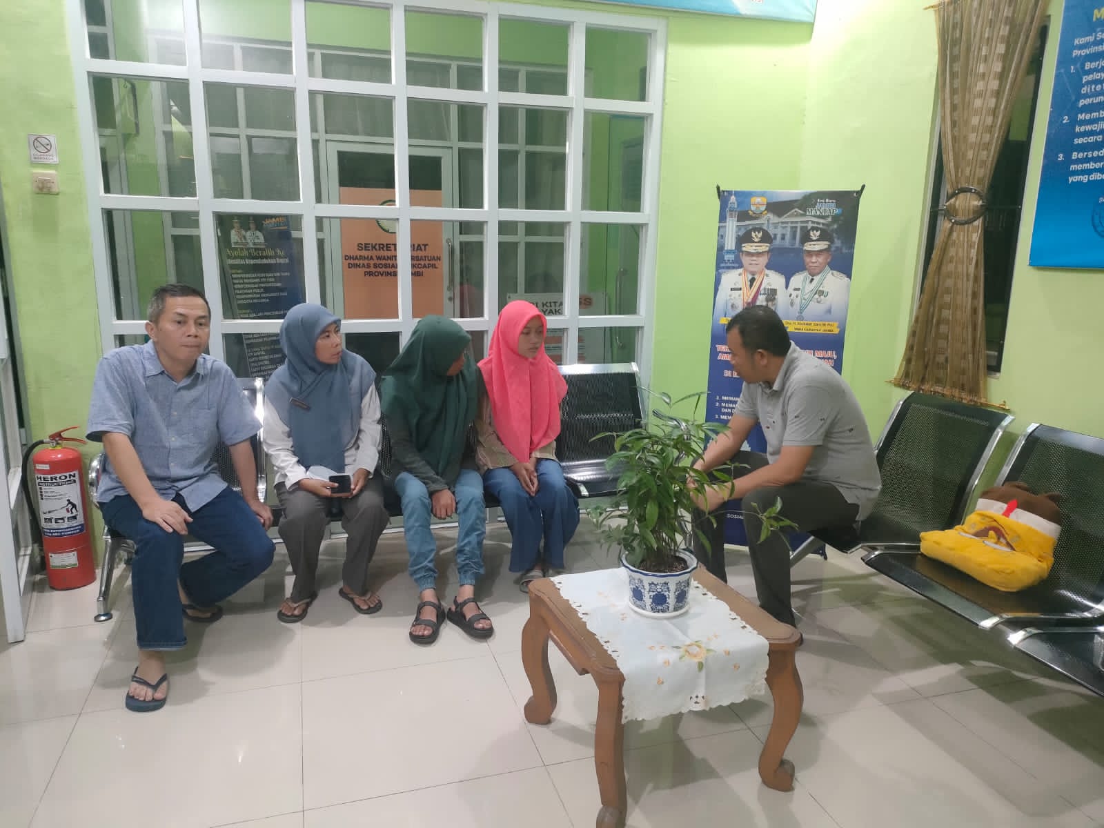 TIM RESCUE CEPAT DINAS SOSIAL P3A KABUPATEN TEBO MELAKSANAKAN PENANGANAN ANAK TERLANTAR